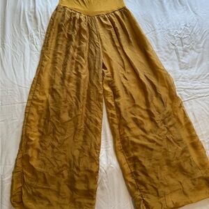 Elegant Mustard Wide-Leg Pants